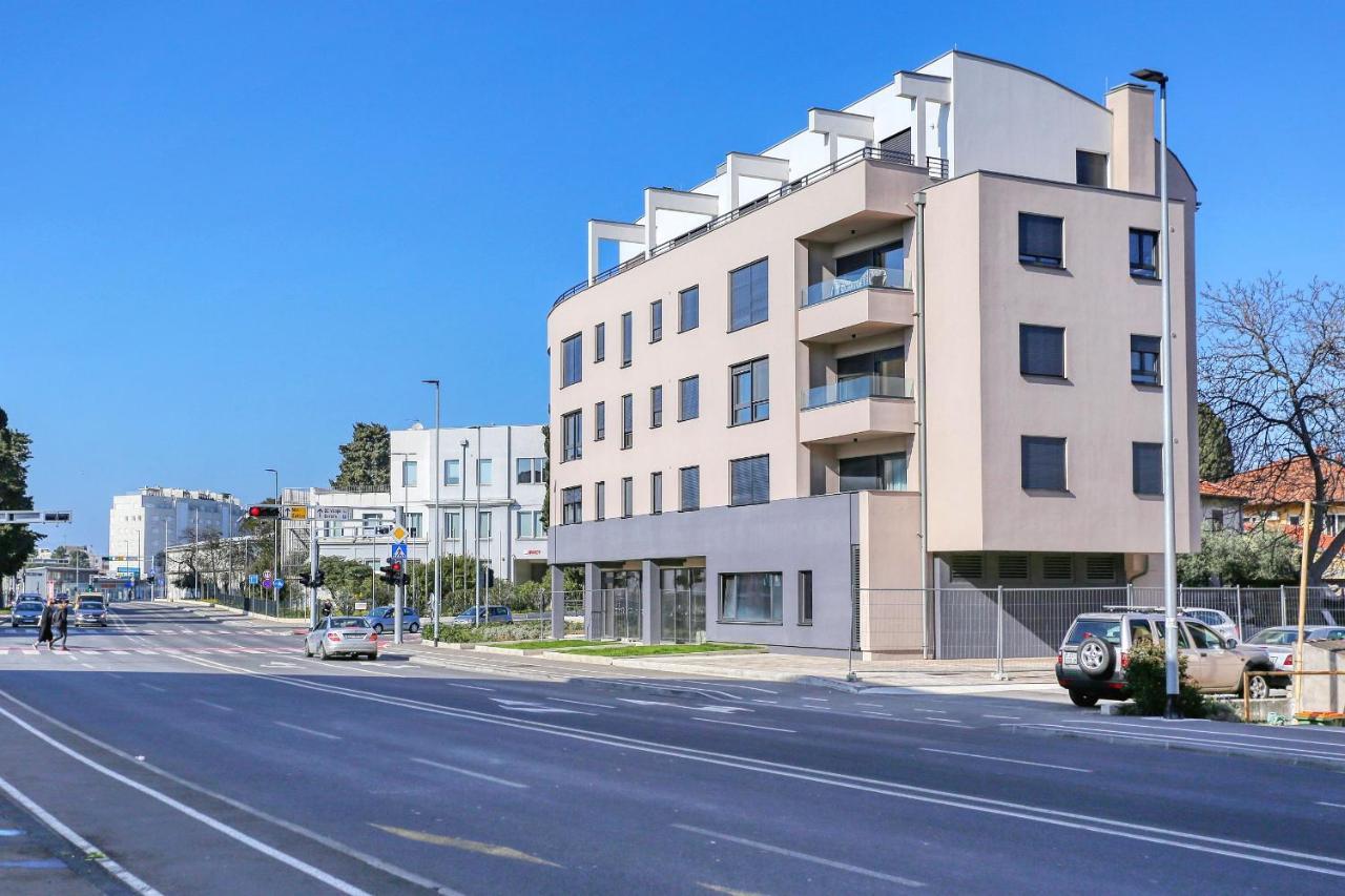 Apartments Perla With Free Parking Zadar Bagian luar foto