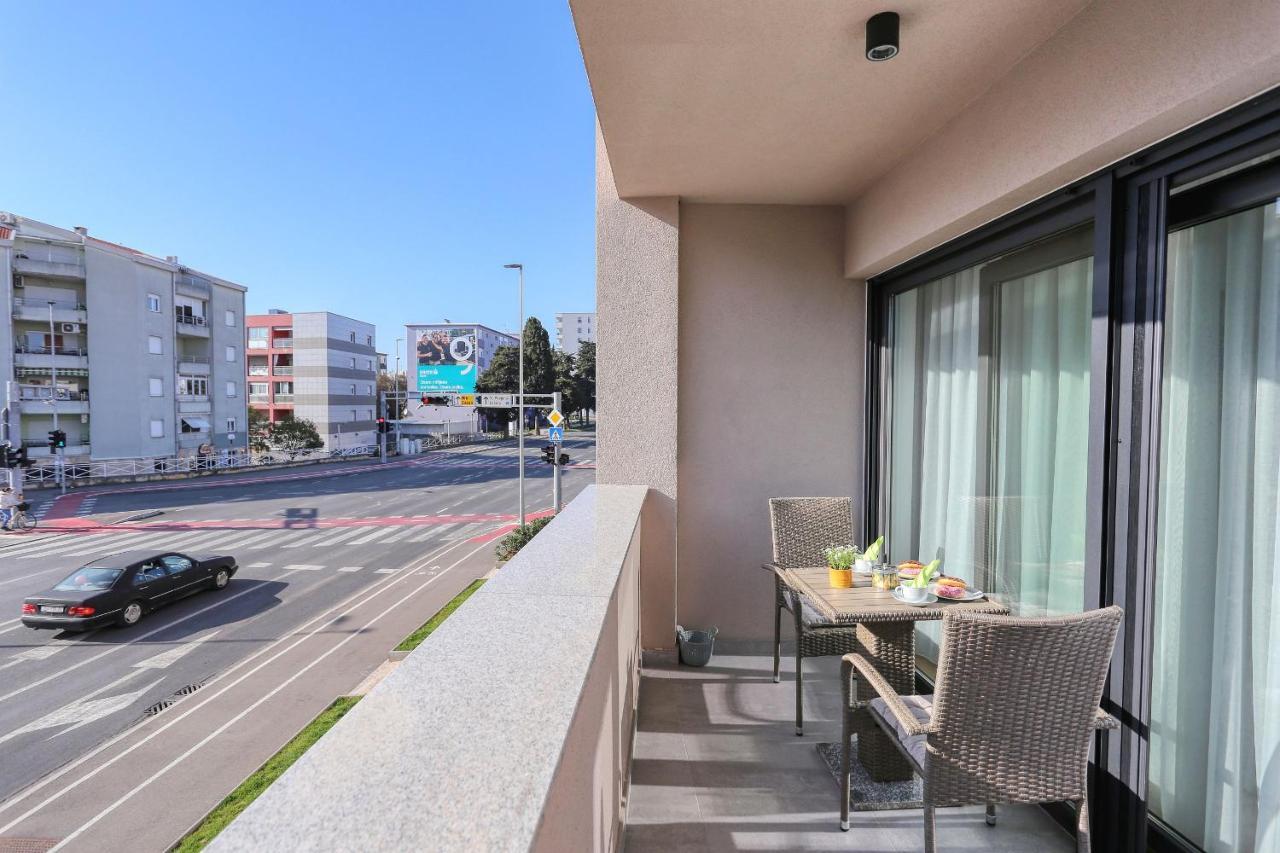 Apartments Perla With Free Parking Zadar Bagian luar foto